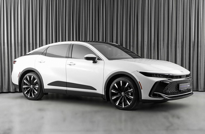 2023 Toyota Crown | Будущее всех седанов от Тойота ?!