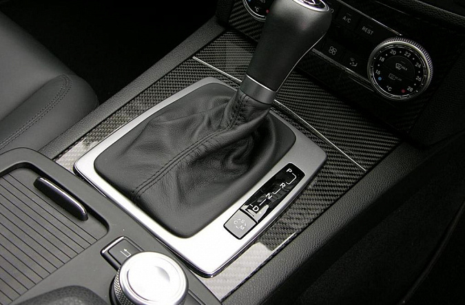 7 самых надежных автомобилей с автоматической коробкой передач в 2025 году